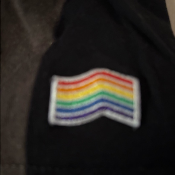 NWOT Vans Pride rainbow black t-shirt size XXL classic fit - Picture 3 of 5